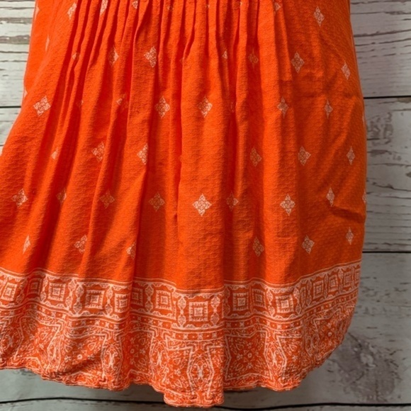 Sanctuary Palma Pleated Split Neck Sleeveless Top - Picture 4 of 7